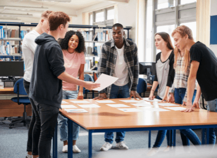 Curso de Francês para Jovens e Adultos